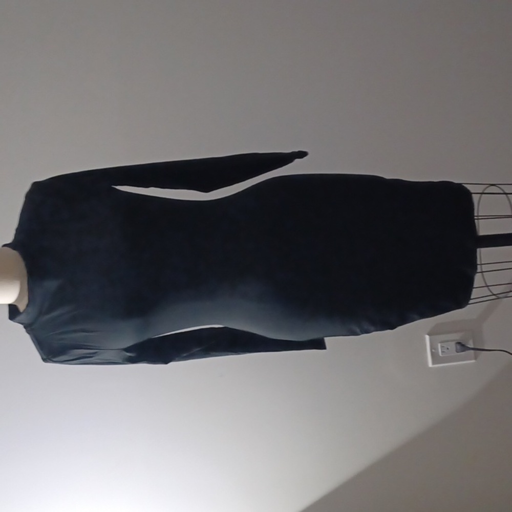 NEW Womens sexy black sz SMALL dress!